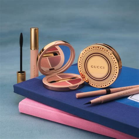 gucci palette de beaute quatuor|Gucci palette eye quad.